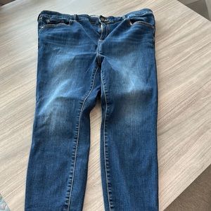 Torrid super soft jegging jean size 18 midfit super skinny